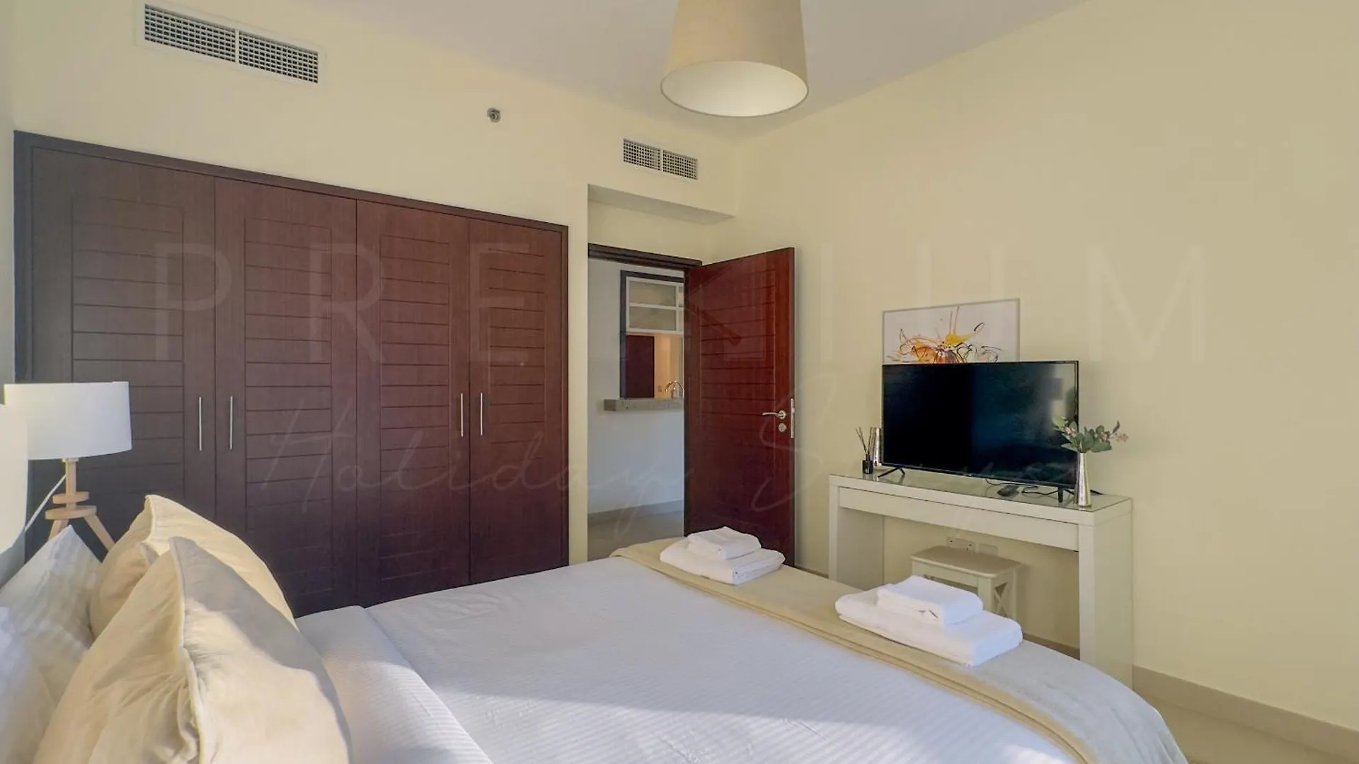 Boulevard Central 1Br-1208 Dubai Apartment