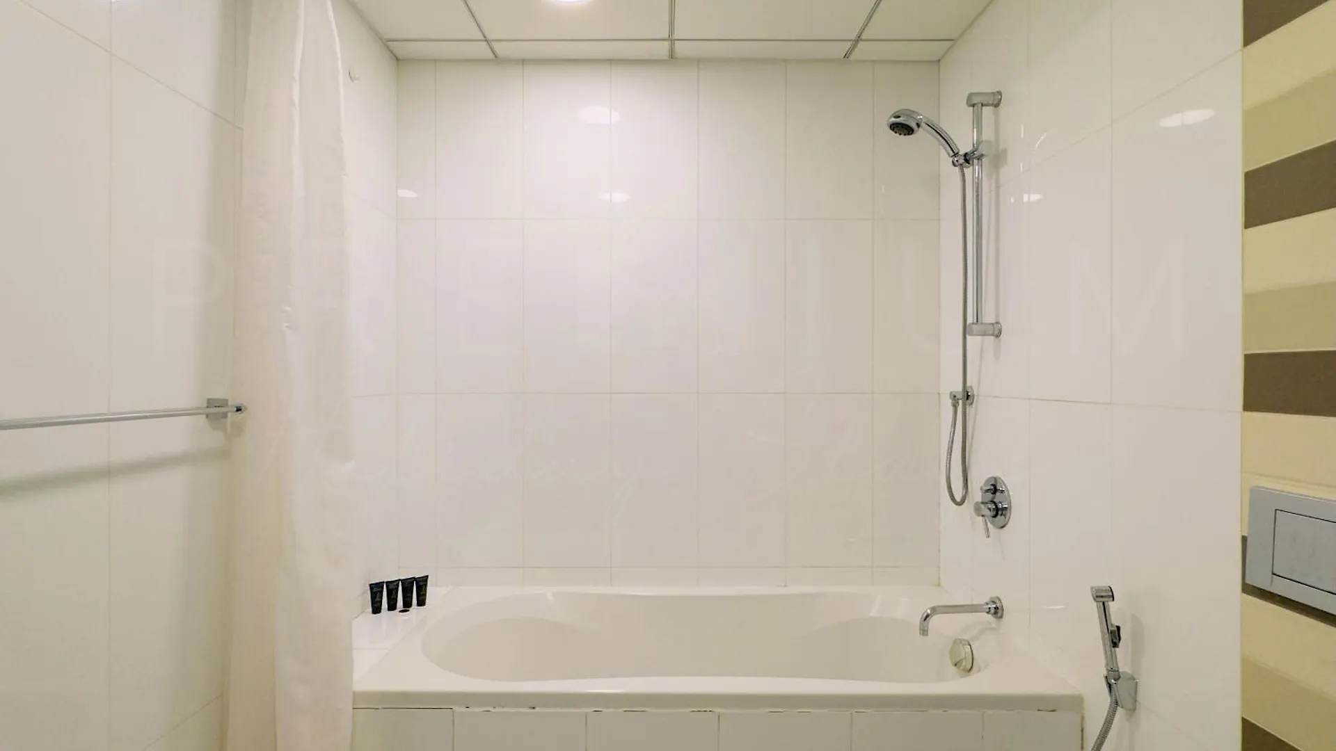 Boulevard Central 1Br-1208 Dubai